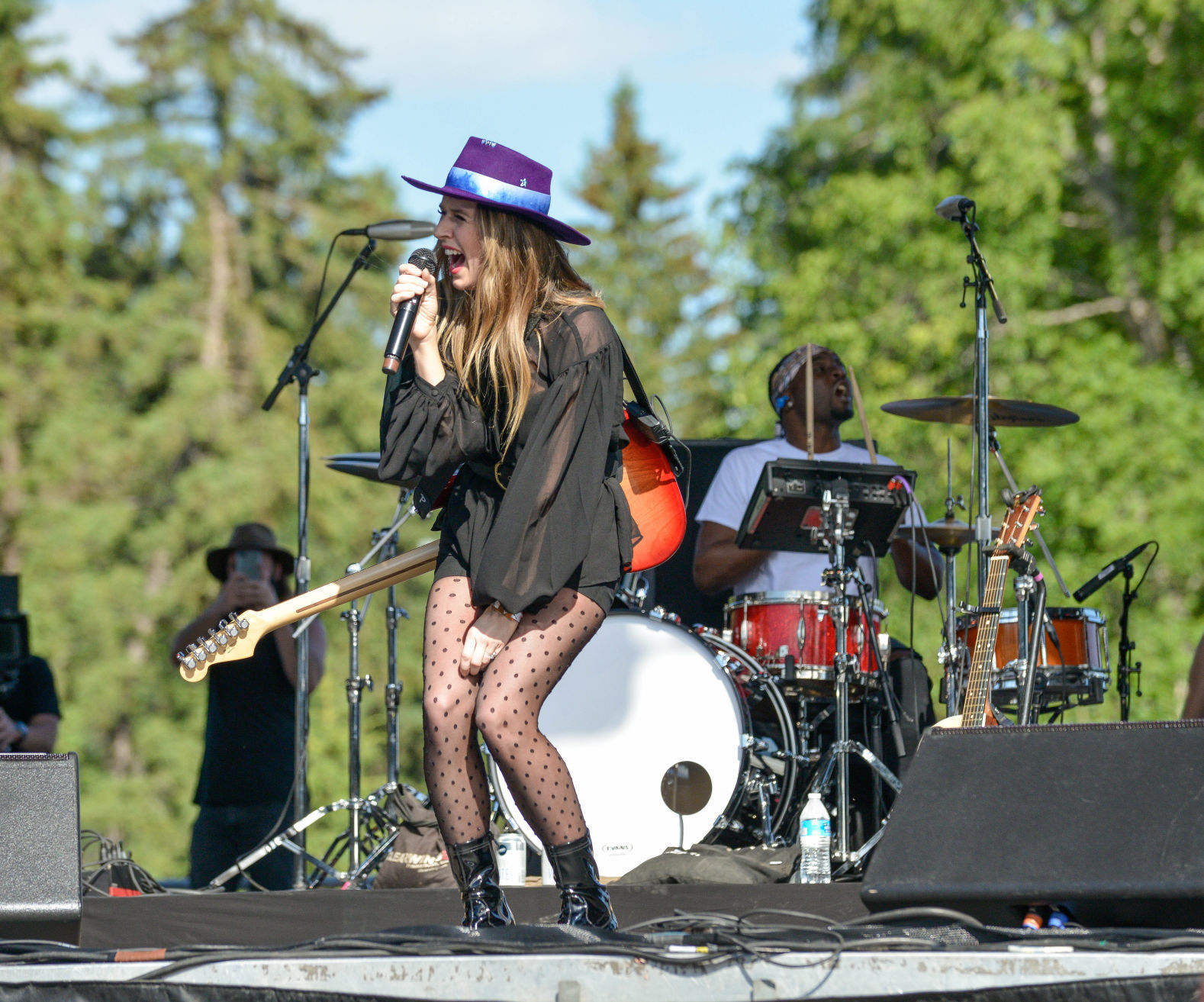 ZZ Ward